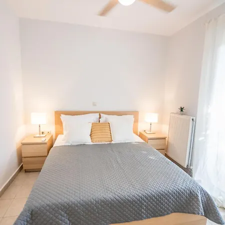 Ten Suns 4 Apartment *