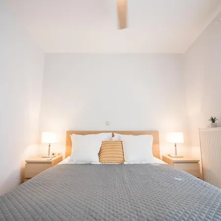 Ten Suns 4 Apartment Lixouri